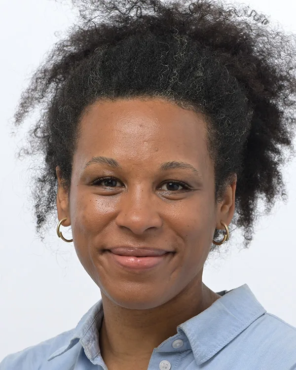 Nela Riehl